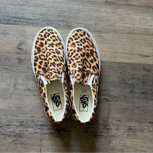 Vans Leopard Print Slip-On Shoes – Women’s Size 10.5 (Men’s 9) – NWT - Picture 1 of 7